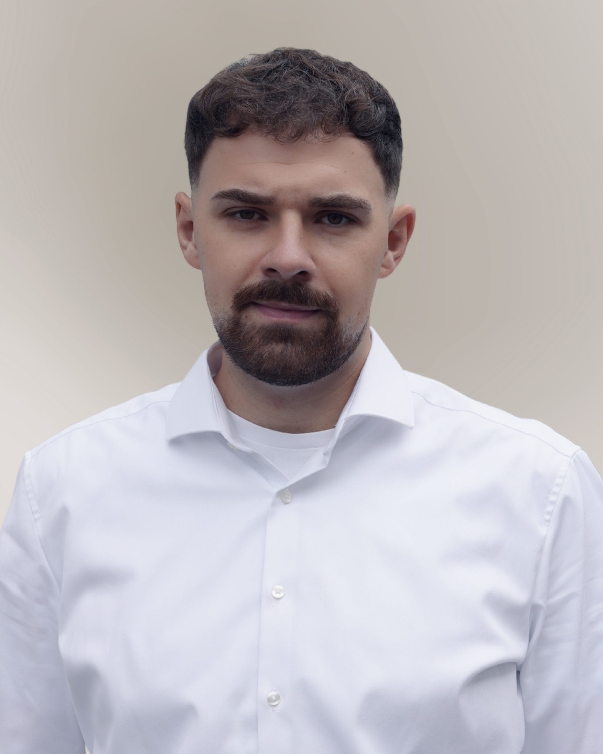 Inhaber Singam Agency